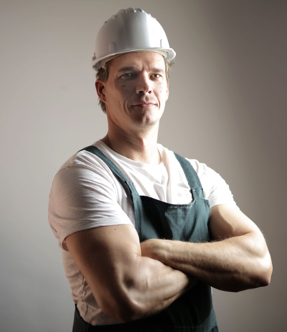 Field service professional using WorkForceFSM